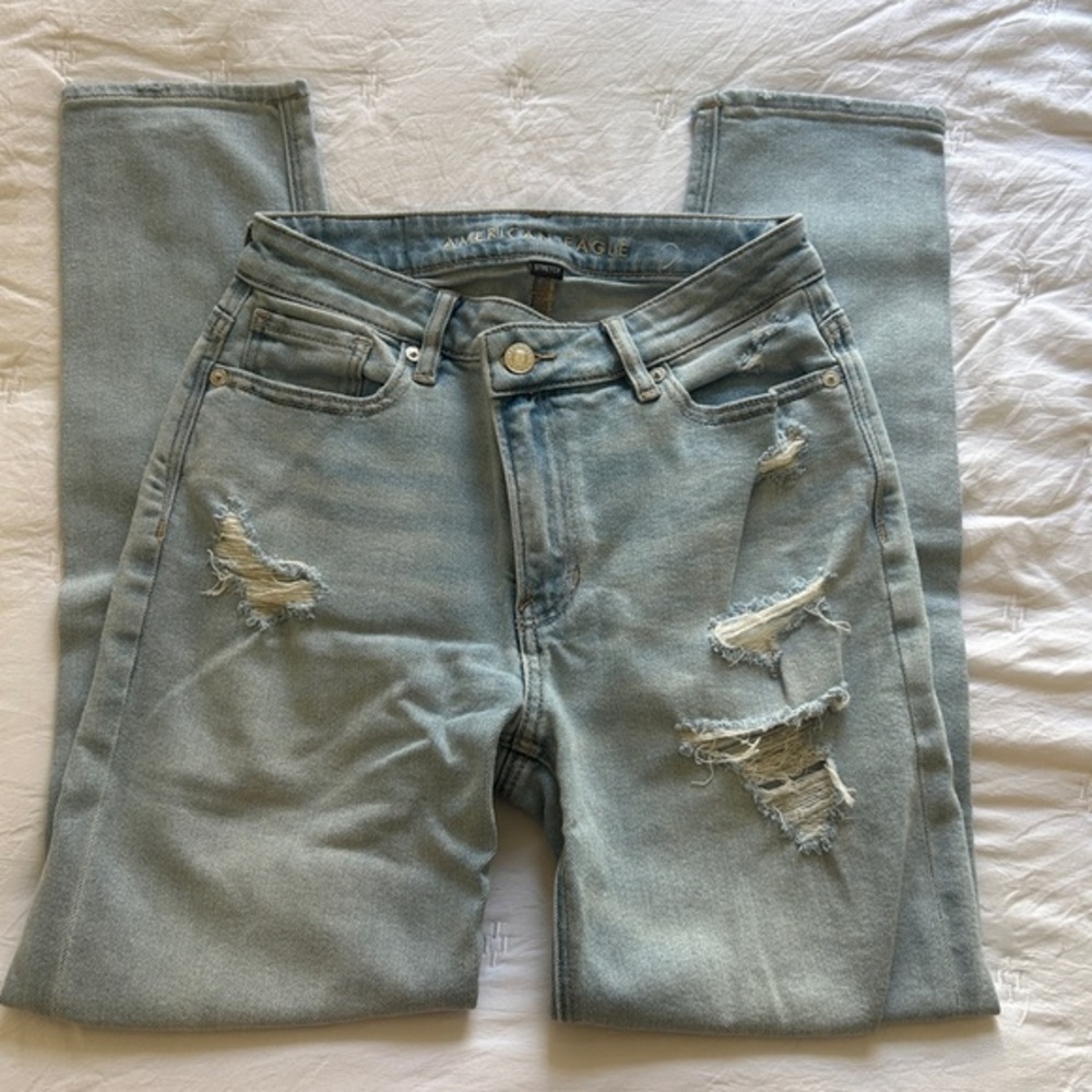 American Eagle Outfitters Asymmetrical Light Blue Distressed Women's Jeans